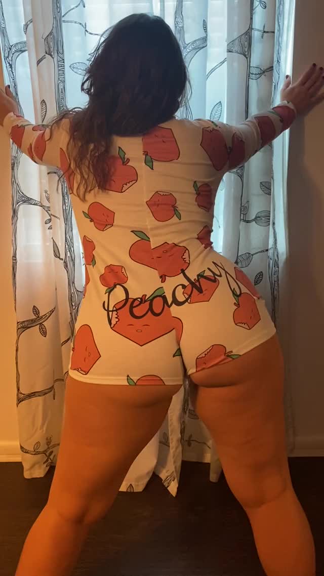 Booty Booty Booty Can’t You See