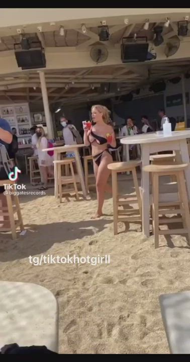 Amateur Beach Big Ass Big Tits Blowjob Doggystyle NSFW Teen TikTok gif