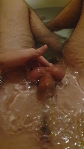 A little playtime in a bathtub :D