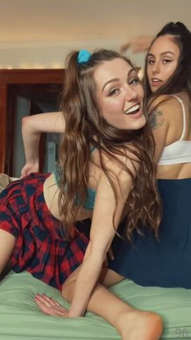 Twerking Friends Tease gif