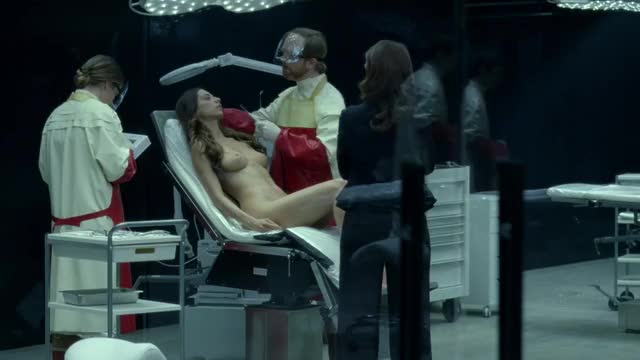 Angela Sarafyan nude - Westworld s01e07 (2016)