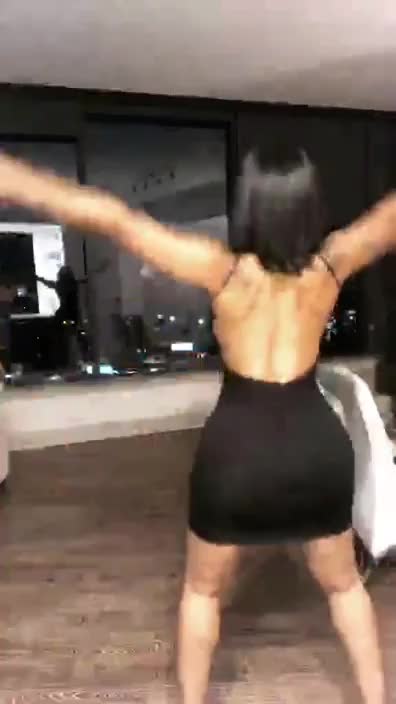 Deelishis Celebratory Clap