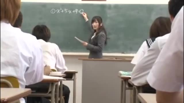 Japanese teen rubbing and squirting at her desk in class