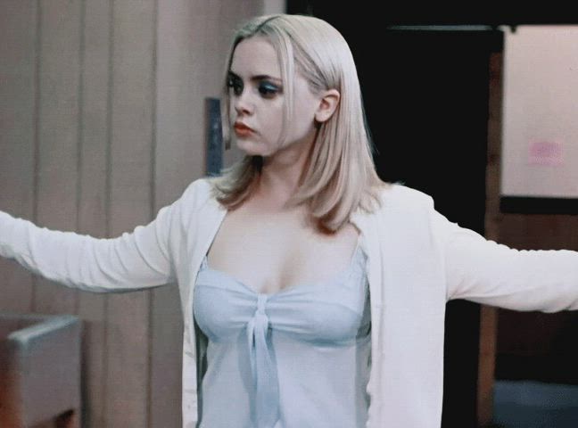 bouncing tits christina ricci tits gif