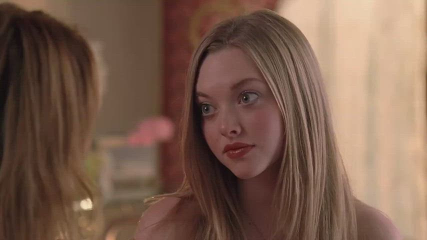 Amanda Seyfried Barely Legal Big Tits Blonde Busty Celebrity Lips Student gif