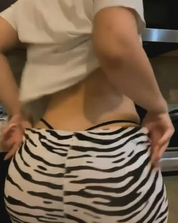 Big Ass Pawg Thick gif