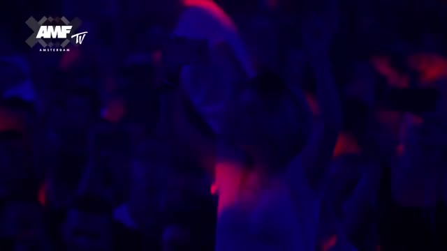 Titties at ultra 2017