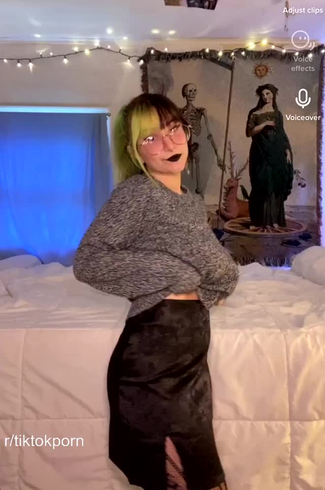 ⏳ QUICKLY ⏳ TikTok users take her MEGAFOLDER available now ----&gt; https://diz.ae/a9rF5