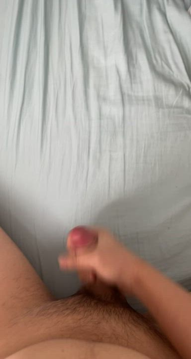 Watch me cum on my bed