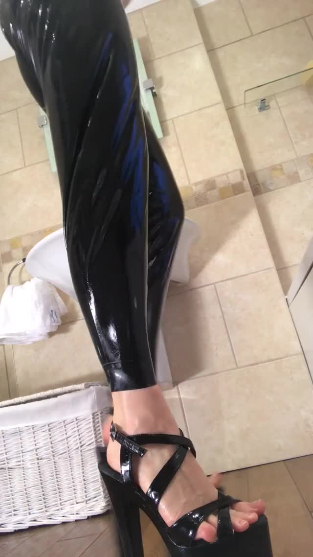 Latex Lucy OnlyFans latexlucy 2018-09-14 zpLRqkY1MjKgAJx7xtnD2QxMxXwsKQby Video