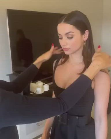 actress ana de armas brunette celebrity cleavage natural tits small tits gif