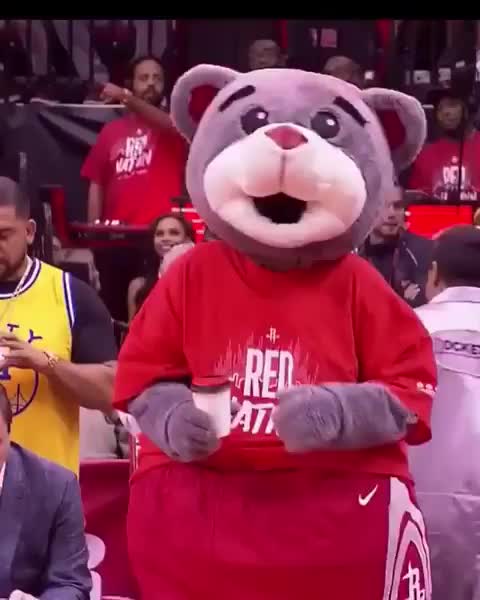 Emilia at the Rockets game yesterday rolling on the floor laughing  hearts