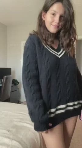 Big Tits Brunette Natural Tits OnlyFans TikTok White Girl gif