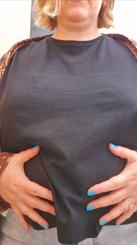 big nipples boobs natural tits nipples tits titty drop just-boobs gif