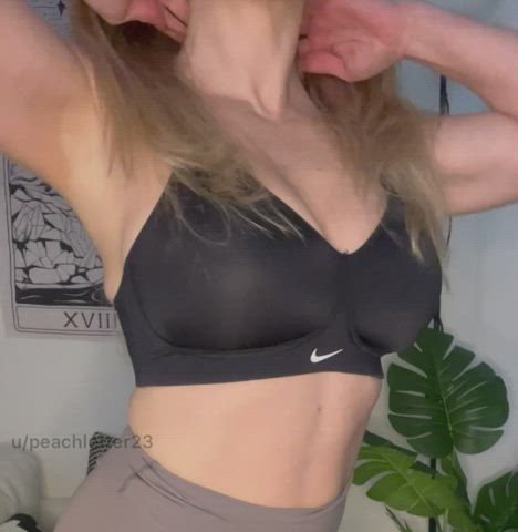 How's my gym bra