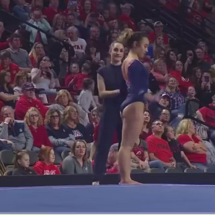 Never get tired of seeing Katelyn Ohashi showing off those thick legs and shaking