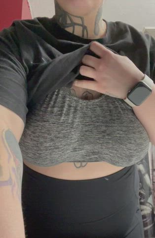 Alt/Chubby Titty Drop