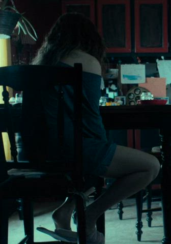 Emilia Clarke [Above Suspicion]