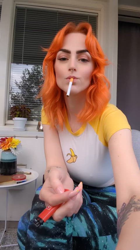 big tits redhead smoking white girl girls-in-yoga-pants girls-with-neon-hair gif