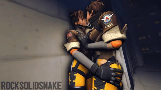 Tracer goes and fucks herself (Rocksolidsnake)