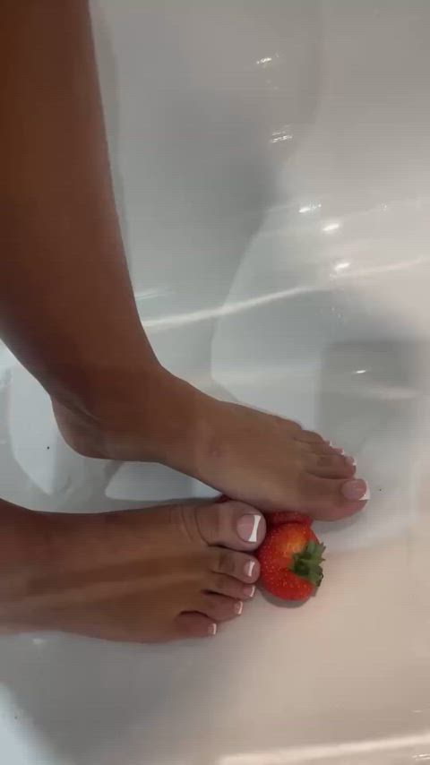 blonde cum on feet dirty feet feet feet fetish feet licking feet sucking onlyfans