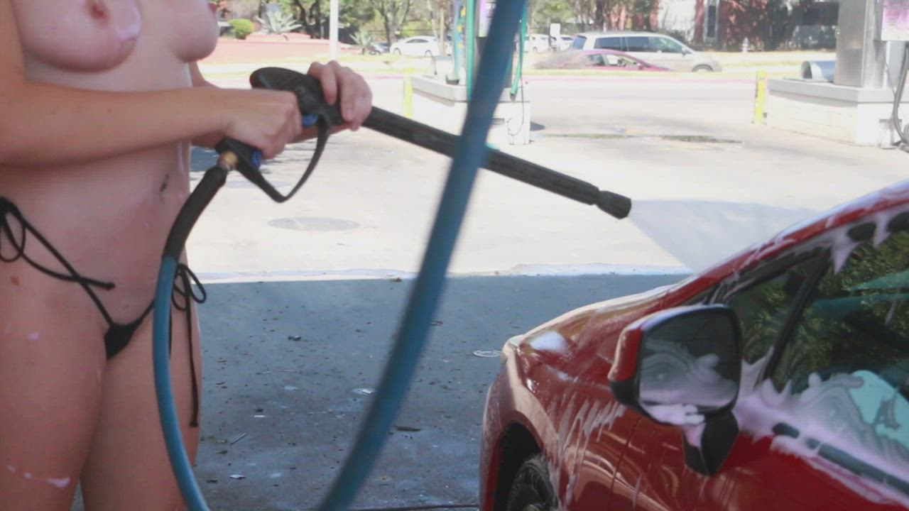 Topless car wash getting bubbles everywhere