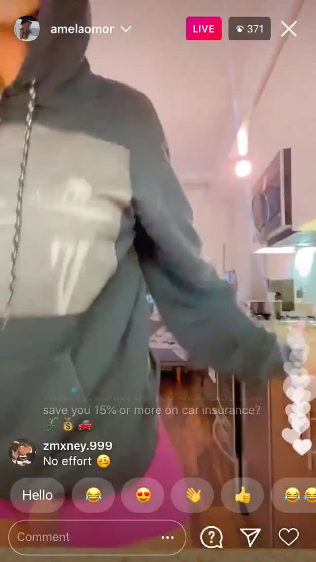 Amela Twerking On IG Live Pt1