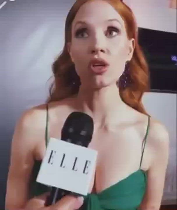 Boobs Cleavage Jessica Chastain gif