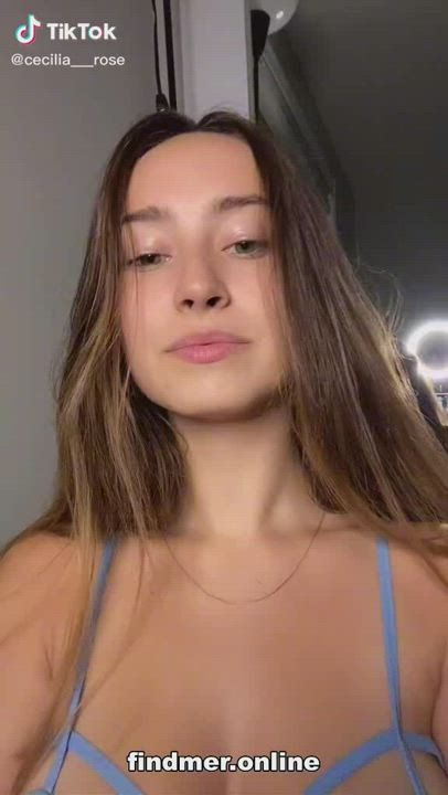 Amateur Big Tits Bouncing Tits Dancing Flashing German Homemade Teen TikTok Tits