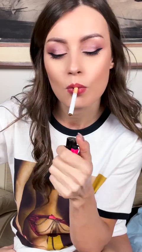 Anna shows off her smoking merch (pt 1)