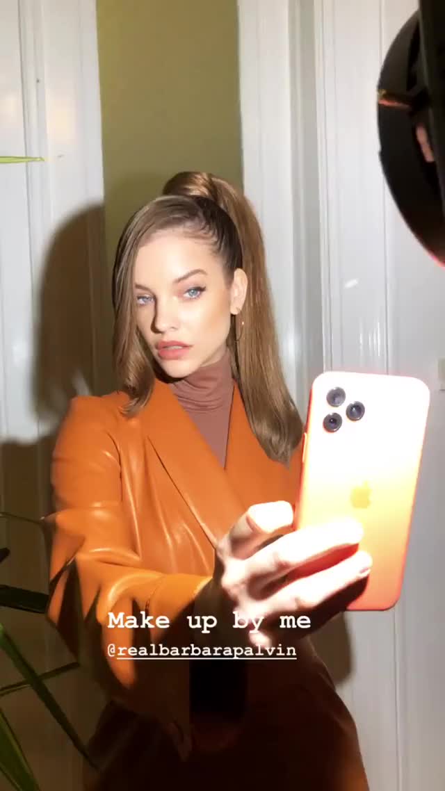 Barbara Palvin, 12/18/19