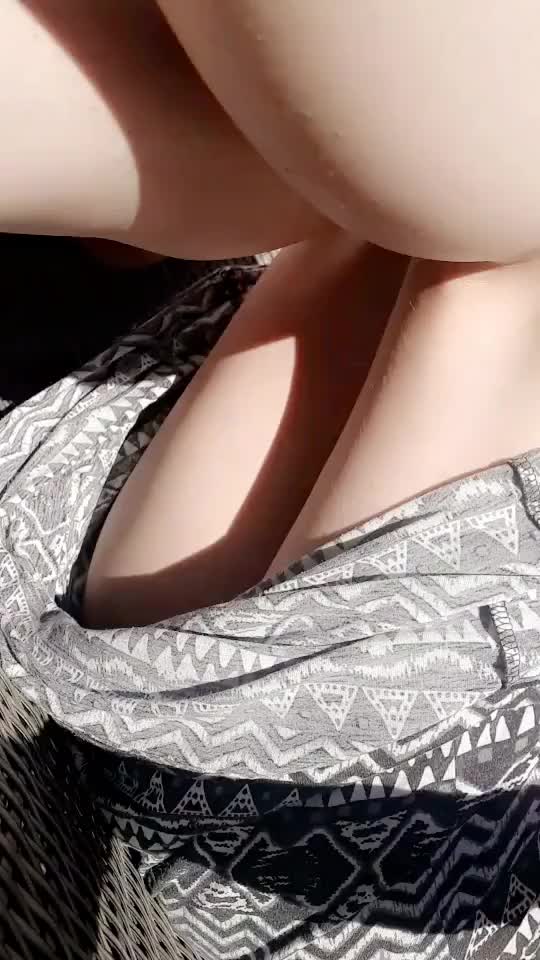 In Public | https://www.pornhub.com/model/calistacake