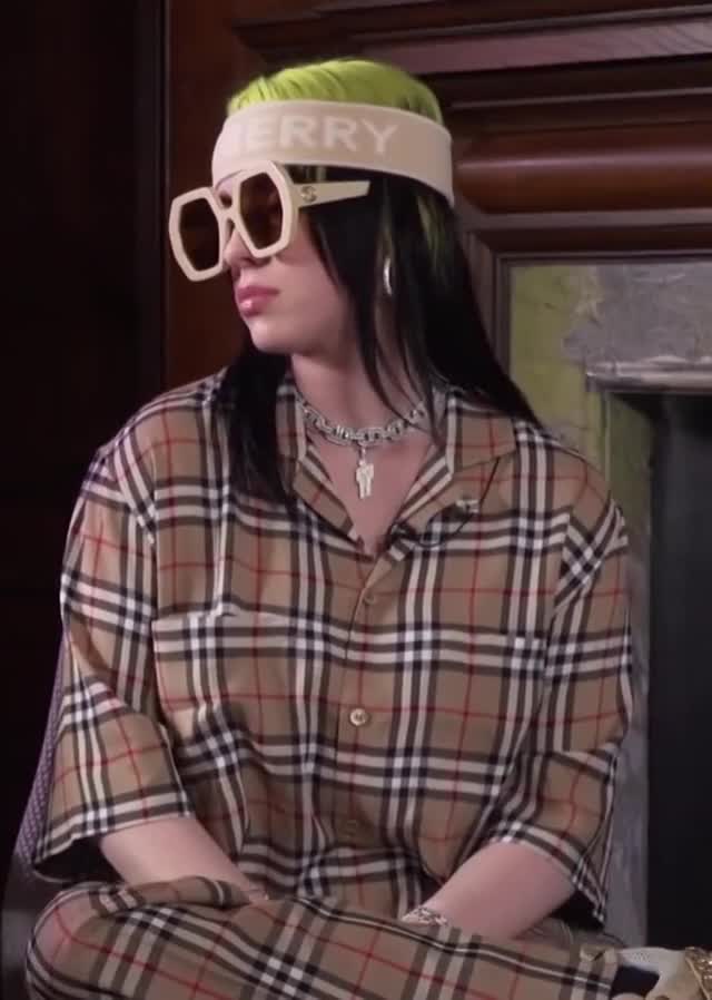 Billie Eilish Sexy - www.redbled.com