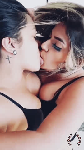 brazilian brunette busty french kissing girlfriends girls kissing lesbians lips gif