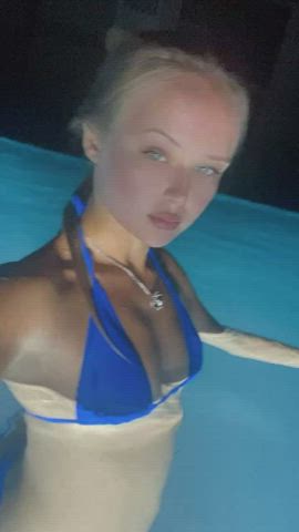 big ass blonde blue eyes cute petite swimsuit teen tiny wet gif
