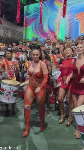 brazilian celebrity cleavage dancing latex milf thick gif