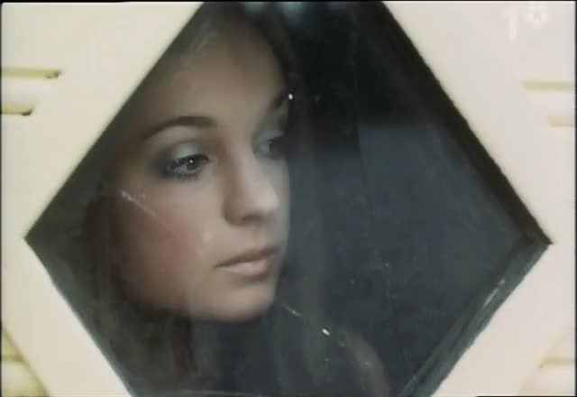 Christina Lindberg- Rötmånad (1970)