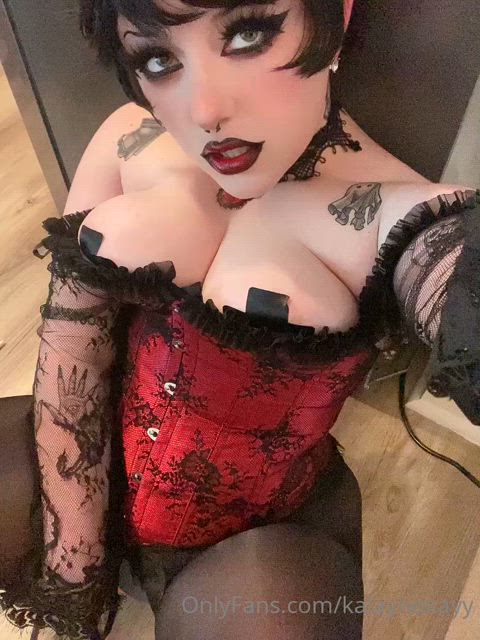 alt alternative cleavage goth makeup pale pussy pussy lips short hair tomboy gif