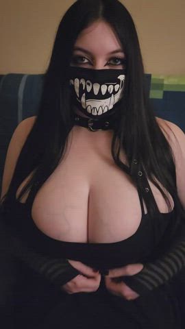 bouncing tits goth huge tits thick tits gif