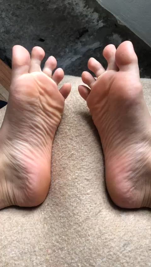 barefootmilf feet feet fetish foot foot fetish foot worship soles gif