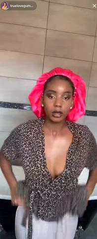 ebony nipple nipples nipslip gif