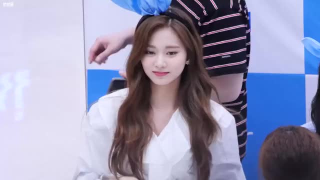 Cute and Fancy Tzuyu