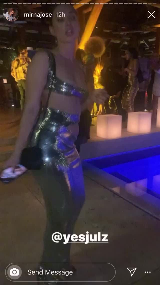 yesjulz erotic dance in New Year’s party with revealing dress