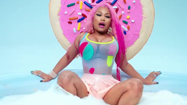 Nicki Minaj - (Good Form)