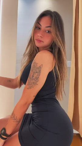 18 years old amateur dancing dress onlyfans teen tiktok gif