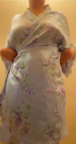 big tits chubby robe gif