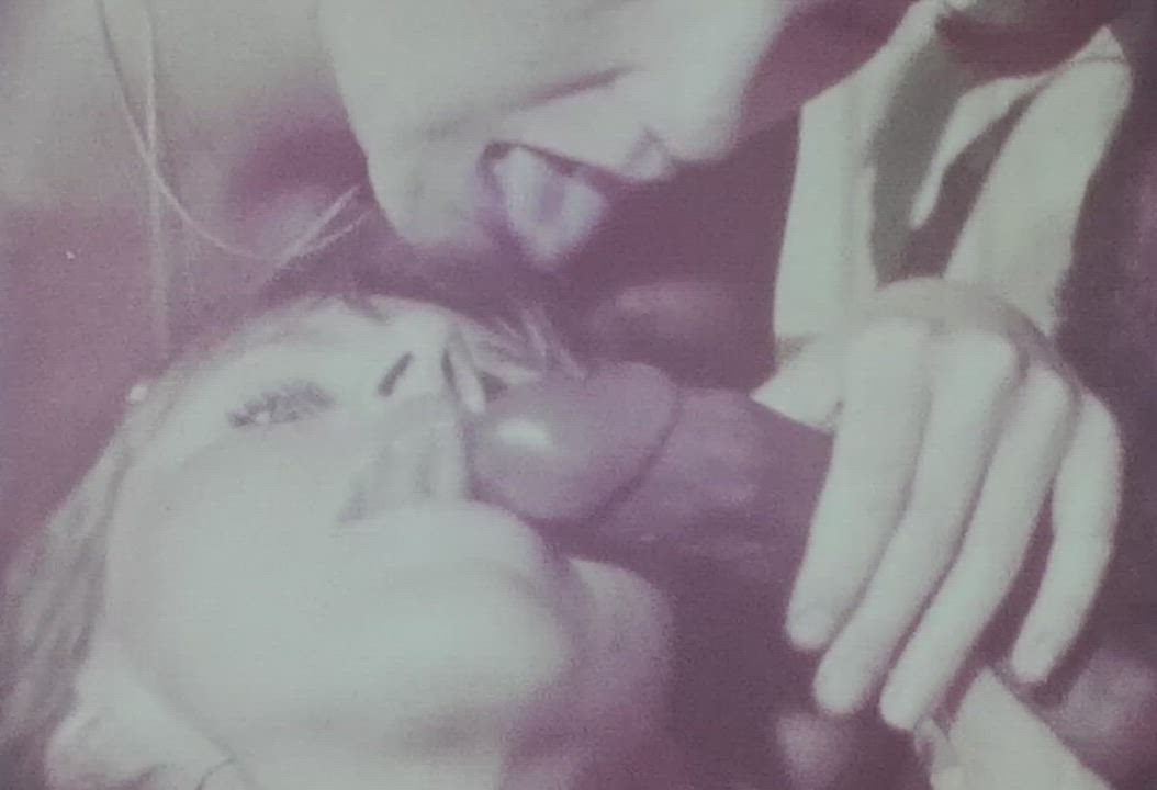 Blowjob Threesome Vintage gif