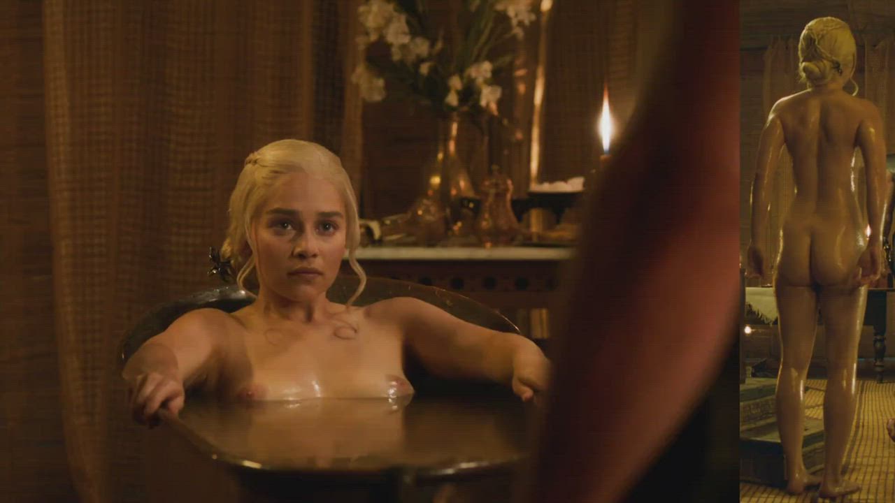 Emilia Clarke gif