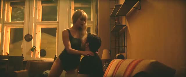 Jennifer Lawrence wants to play hide and seek with your cock ...