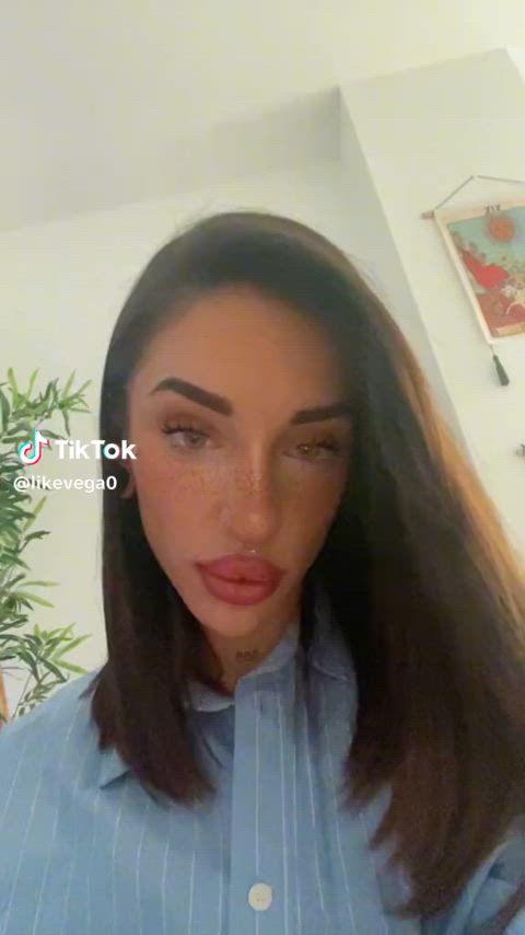 VegaSecretss - More tiktok flashing videos on my TT likes (juanmomo45)